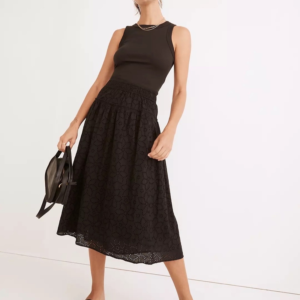 EUC Madewell Eyelet Pull-On Cotton Skirt -- Size Medium -- Black